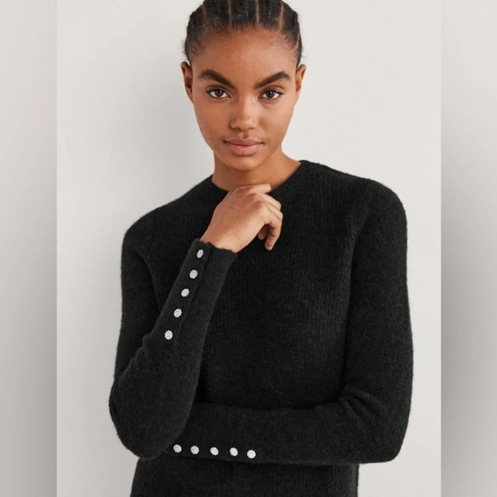 BODEN Jewel Button Fluffy Wool Alpaca Blend Sweater in Black Size Small NEW